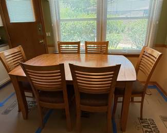 East West Furniture Piece Dining Set with Lattice Back Chairs