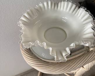 MC White Ruffle Dish
