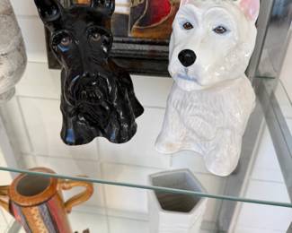 Pair of advertising dogs "black and white whiskey"