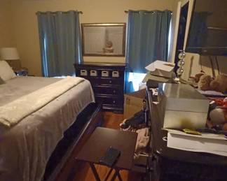 sleigh bed