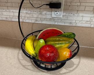 Decorative Wire Fruit Basket with Artificial Fruit Set and Banana Hanger