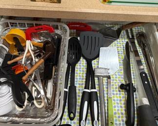 Assorted Kitchen Utensil Drawer Lot with Organizer