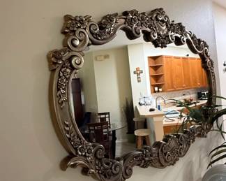 Vintage Ornate Syroco Gold Mirror