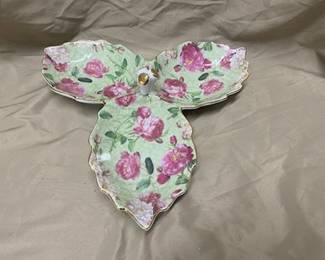 Divided Leaf Dish