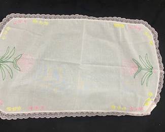 Embroidered Scarf- Pink