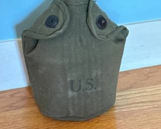 029 usmilitarystylemetalcanteenwithco