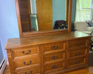 281 lightbrownfinishwooddresserwithmir