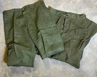 397 twovintageolivemilitarycargopants