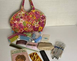 114 vintagehairstylingsetwithfloralcas