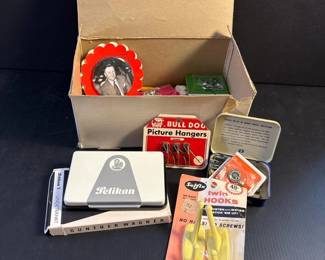 203 smallboxofvintagehomeandofficehar