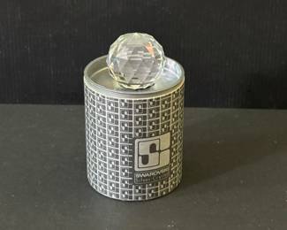 062 swarovskisilvercrystalfacetedpaperwe