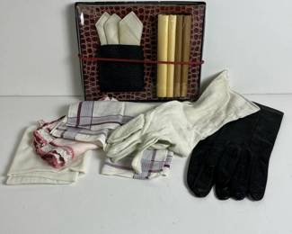 580 assortedvintagegloveshandkerchiefs