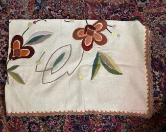 529 embroideredfloraltextilewithcrochet