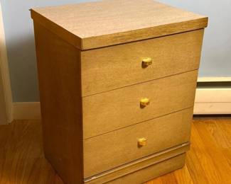 278 midcenturystylethreedrawernightstan