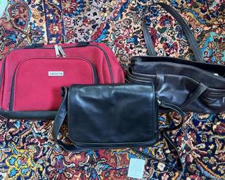 574 lizclaiborneandannekleinhandbaglot
