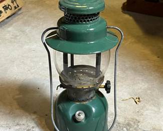 388 vintagecolemangreencampinglantern