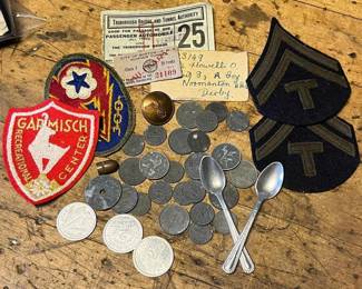 421 assortedvintageephemeramilitarypatch