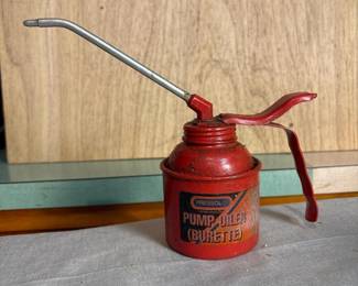 374 vintageredmetalpressolpumpoilerbur