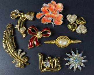 481 monetcostumebrooches