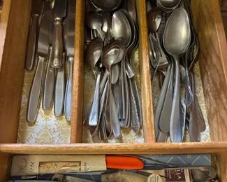 597 vintagecutlerydrawer