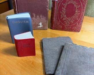 184 lotofantiqueandvintagebooksdiction