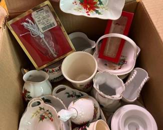 438 christmasporcelaincollection