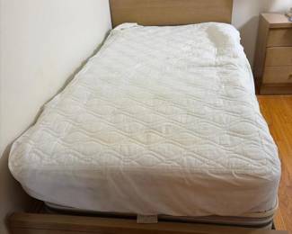 588 singlewoodenbedframewithheadboardo