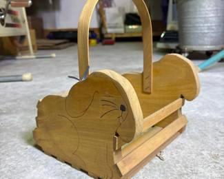 263 handcraftedwoodenbunnybasket