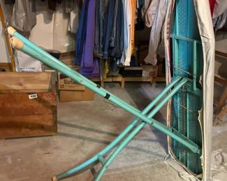 347 vintagebabyblueironingboard