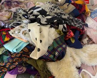 164 assortedwomensfashionscarves