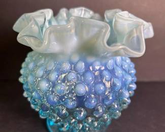 353 smallbluehobnailopalescentglassvase