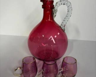 302 cranberryglassdecanterwiththreematc