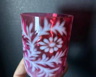 044 victorianstylecranberryglasstumbler