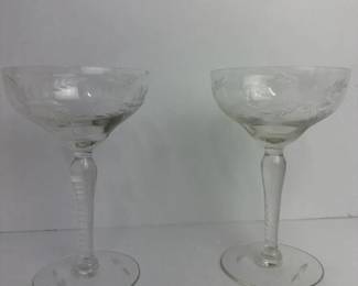 330 pairofetchedglasschampagnecoupes