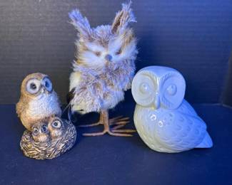 143 threeowlfigurinesplushresinandcera