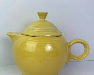 337 fiestayellowceramicteapotwithlid