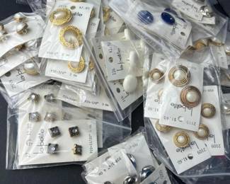 071 lotofvintagebuttonsmostlylapetite