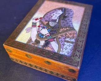 146 handpaintedvelvetlinedwoodenjewelry