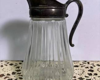 390 vintageglasssyruppitcherwithmetall