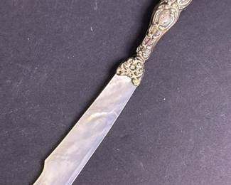 037 sterlingsilverhandledmotherofpearl