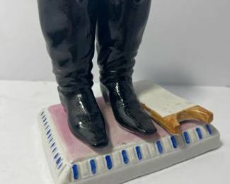 246 antiquestyleceramicpenholderbootsw