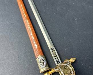 070 vintageornatetoledoeagleminiaturesw