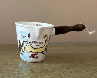 162 capecodsouvenirceramicmeasuringcup