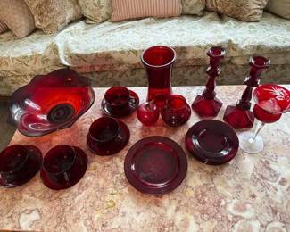 049 vintagerubyredglasscollection