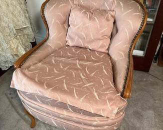 062 vintageupholsteredarmchairinfrenchp
