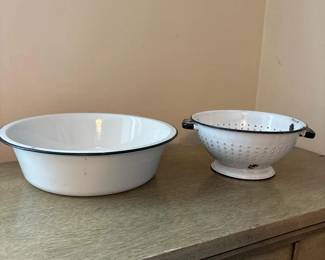157 vintagewhiteenamelwarewashbasinand