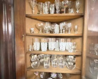 346 largevintageglasswarelot