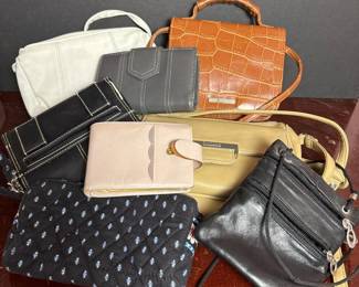 233 vintagewalletsandhandbags