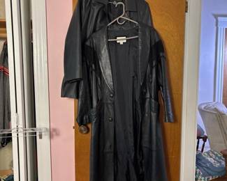 032 blackleatherjackettrenchcoat