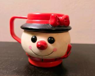 092 vintageplasticsnowmanmug35in